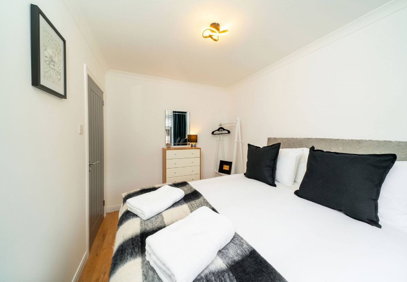 House in Carnoustie - Ellaburn
