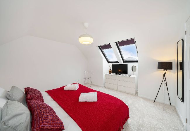 House in Broughty Ferry - Taigh Tatha - Spacious & Stylish 3 Bed House in Broughty Ferry - Taigh Tatha - Spacious & Stylish 3 Bed