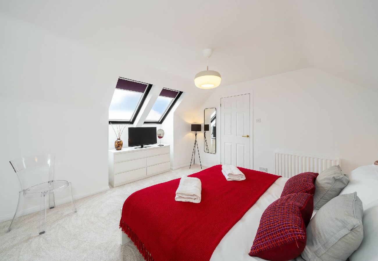 House in Broughty Ferry - Taigh Tatha
