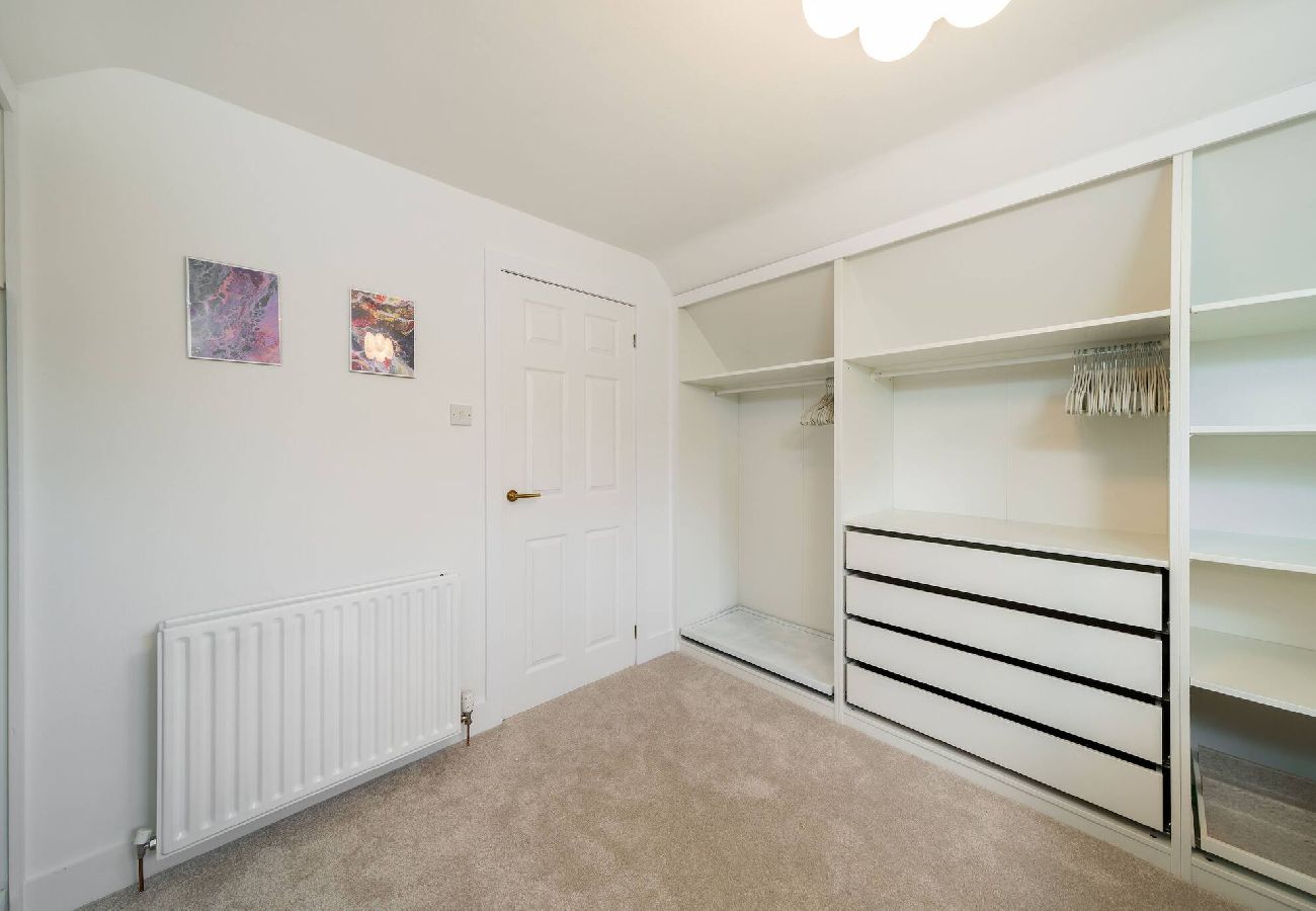 House in Broughty Ferry - Taigh Tatha
