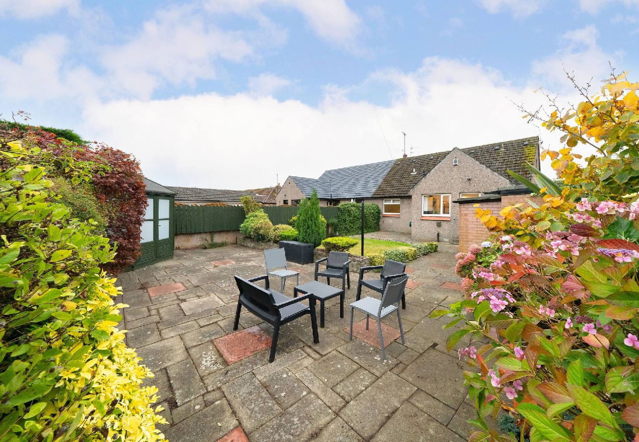 House in Broughty Ferry - Taigh Tatha