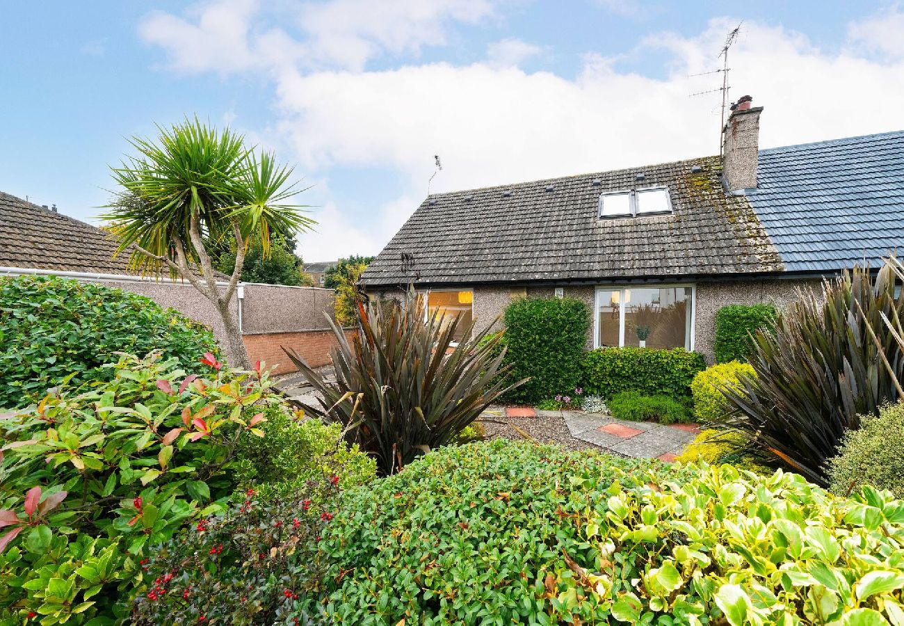House in Broughty Ferry - Taigh Tatha