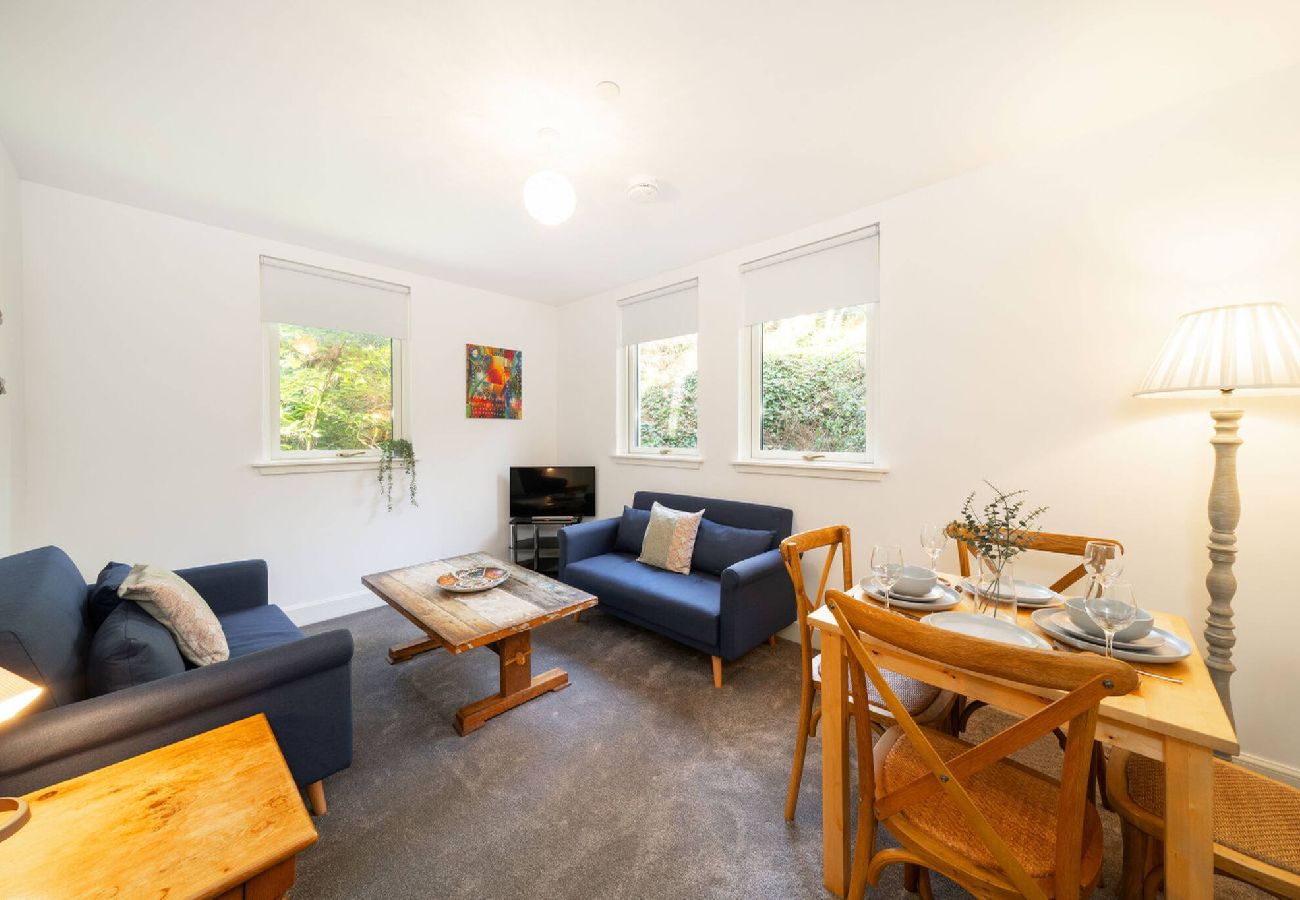 Apartment in Dundee - Taypark Garden View Apartment