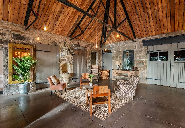 Villa in Dundee - The Stables - Stylish conversion in Dundee West En Villa in Dundee - The Stables - Stylish conversion in Dundee West En