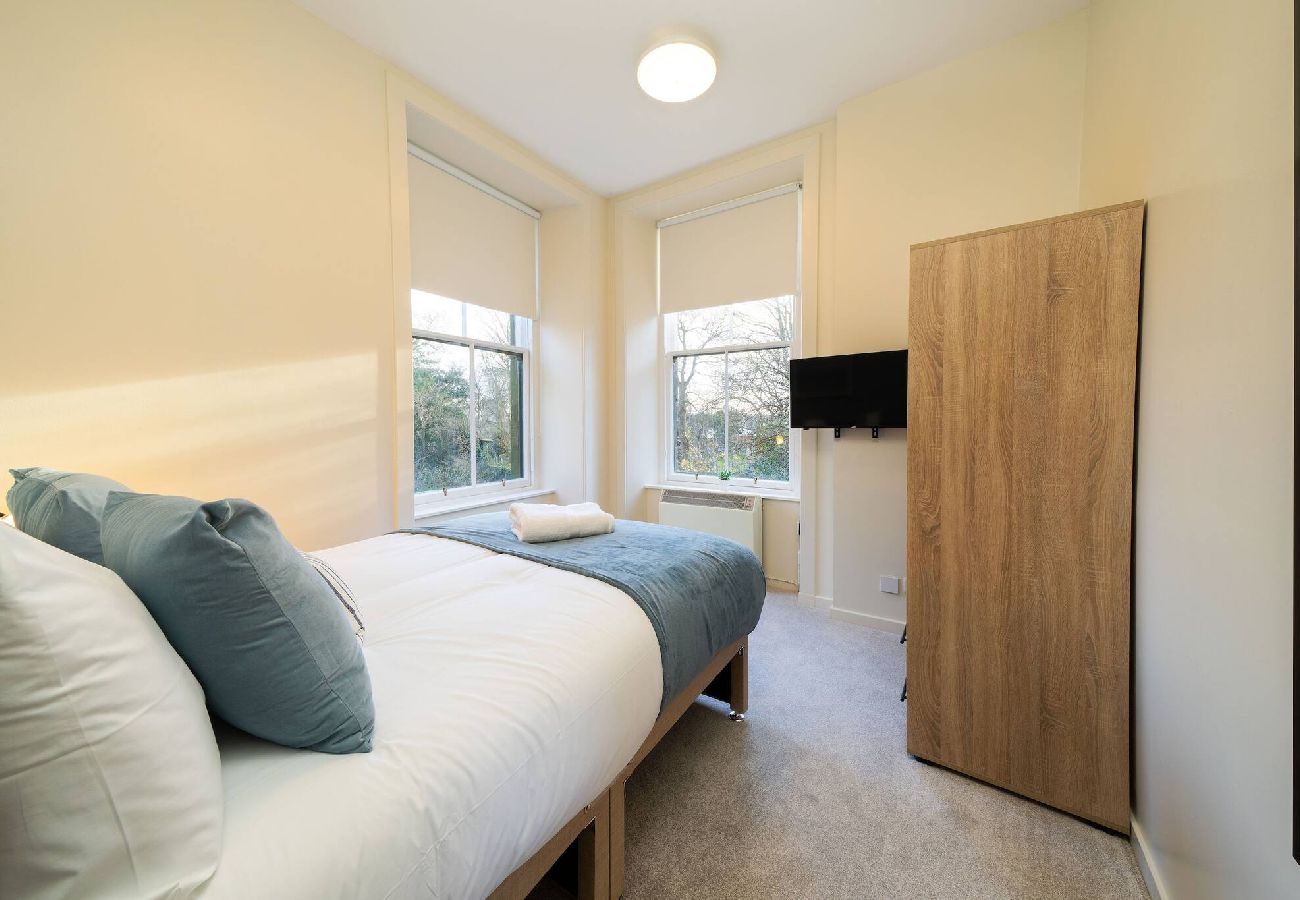 Apartment in Montrose - Isla @ Benmore Apts
