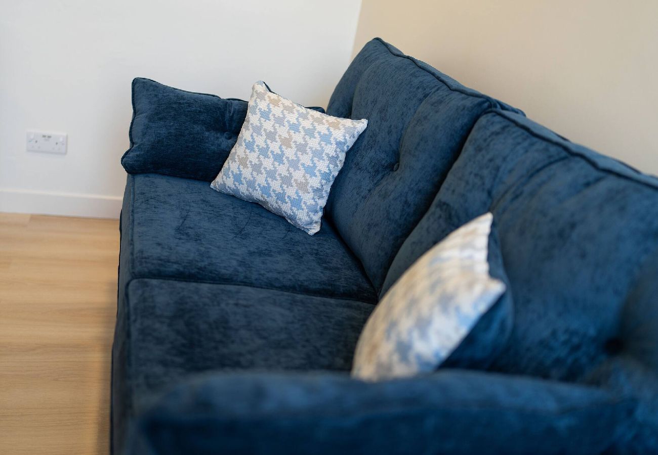 Apartment in Montrose - Isla @ Benmore Apts