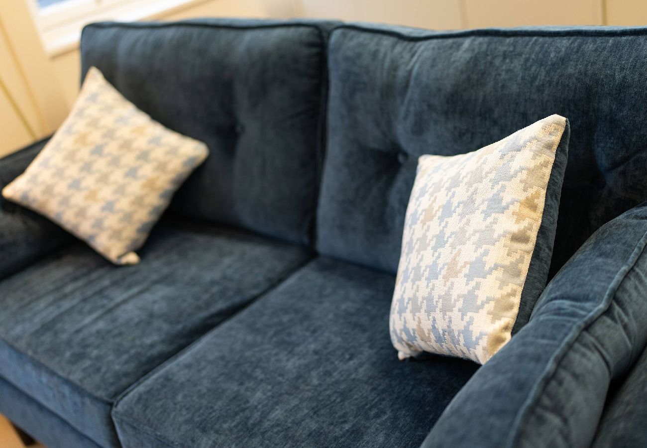 Apartment in Montrose - Esk @ Benmore Apts