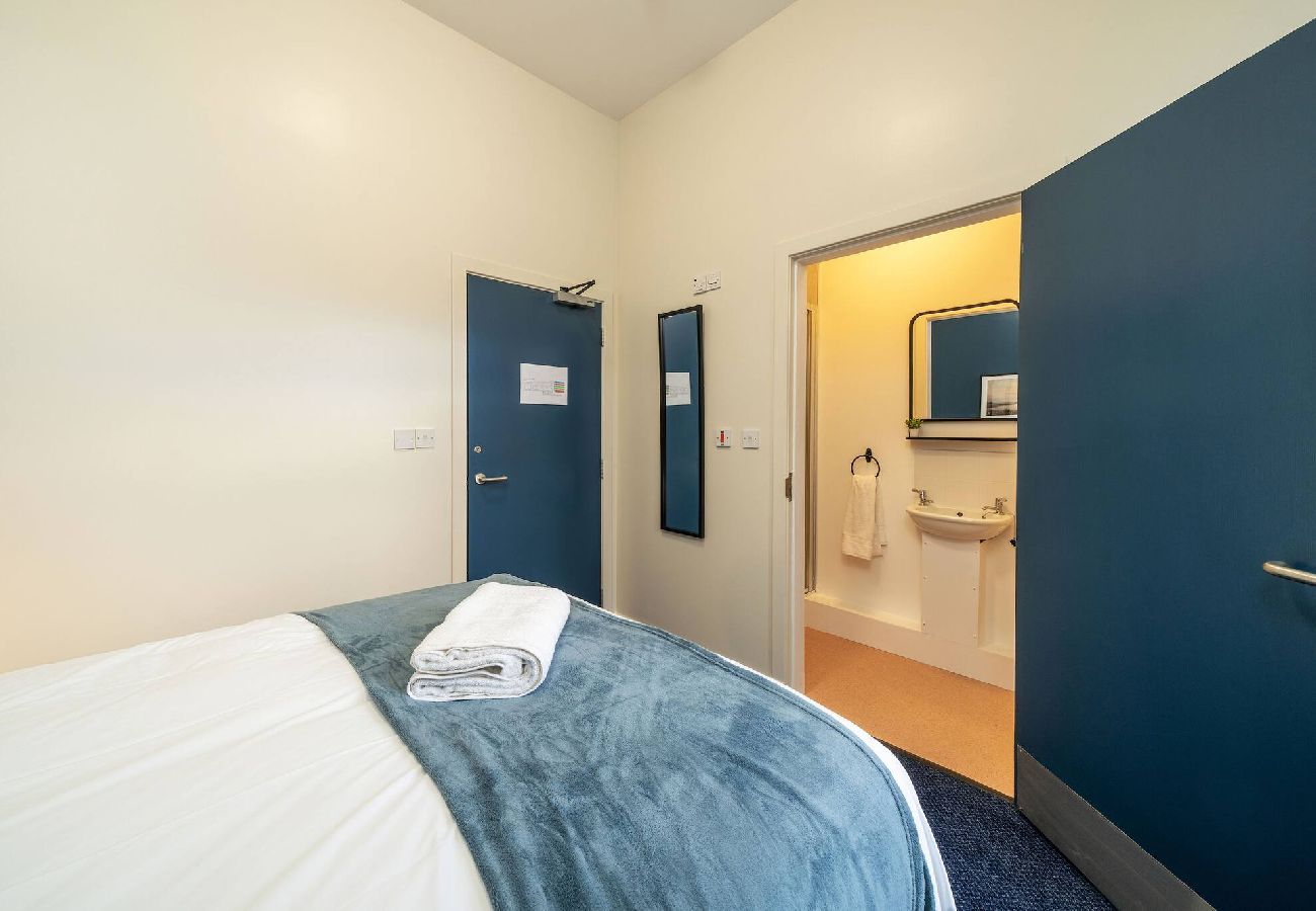 Apartment in Montrose - Esk @ Benmore Apts