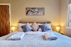 House in Brechin - Muirton Cottage - Secluded Serenity