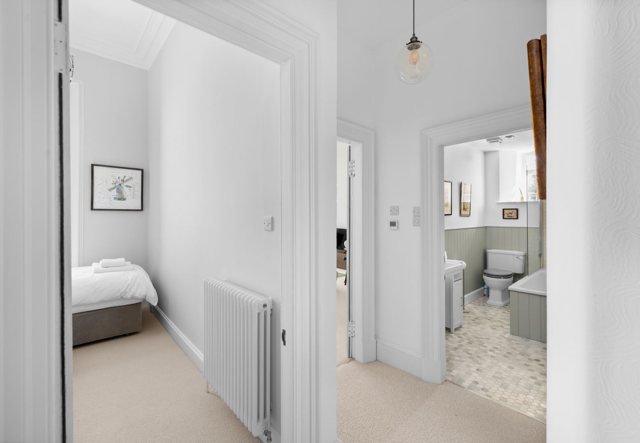 Apartment in St Andrews - Stay on the 18th - Luxurious St Andrews Apartment Apartment in St Andrews - Stay on the 18th - Luxurious St Andrews Apartment
